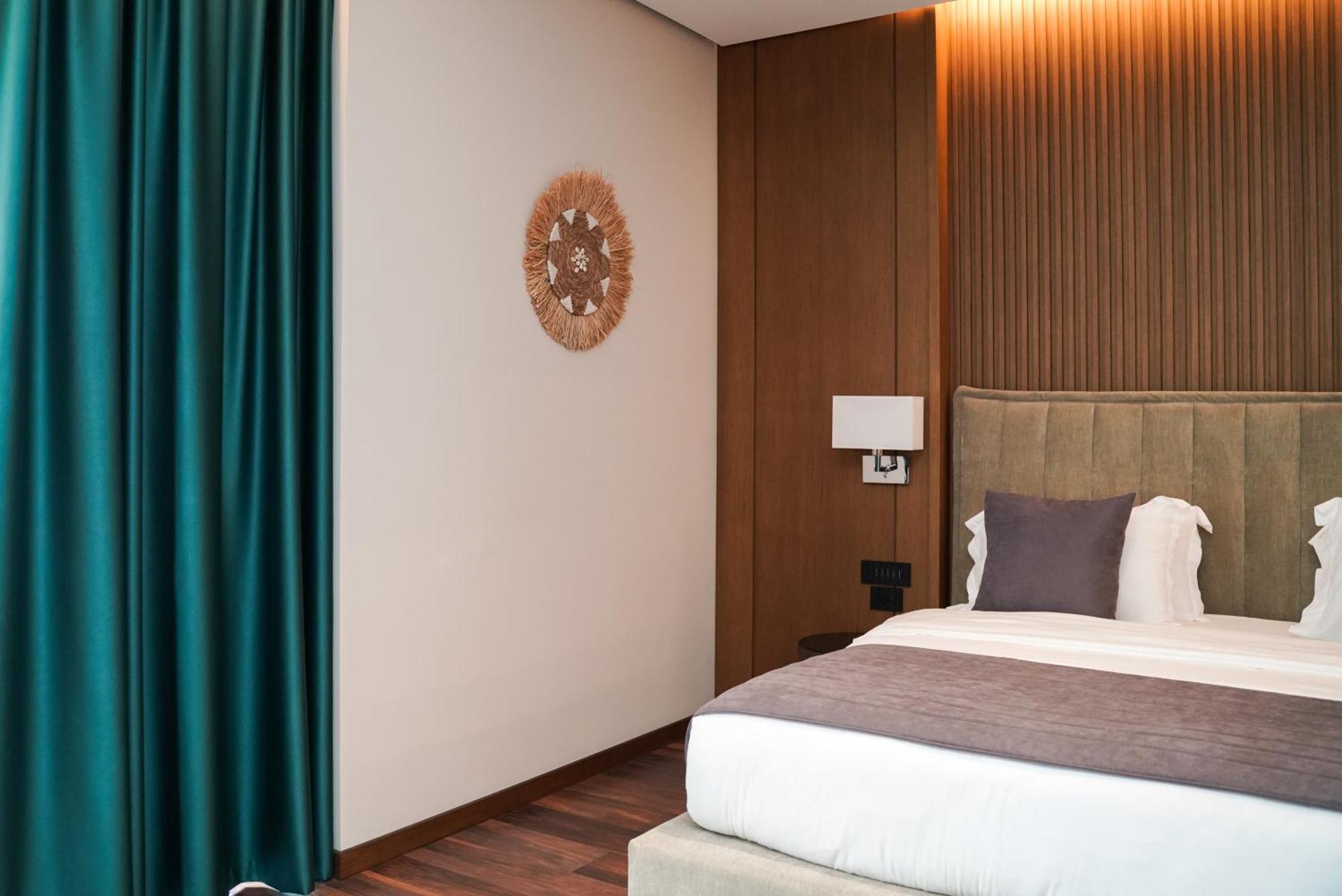 Supreme Hotel ゴーレム エクステリア 写真